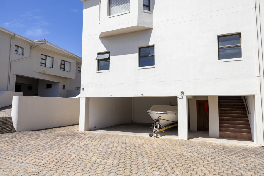 4 Bedroom Property for Sale in West Beach Eastern Cape